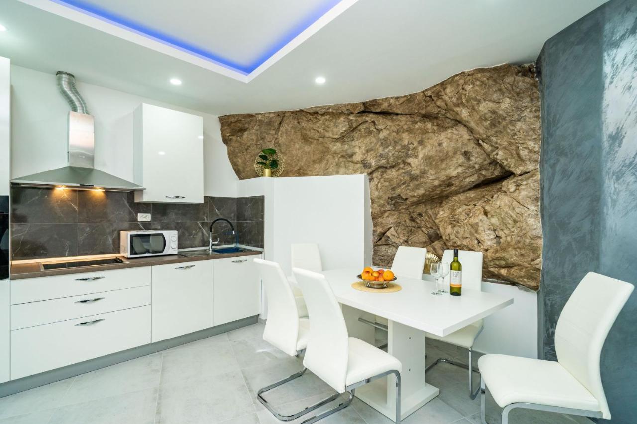 Hidden Gem Apartment Молунат Экстерьер фото