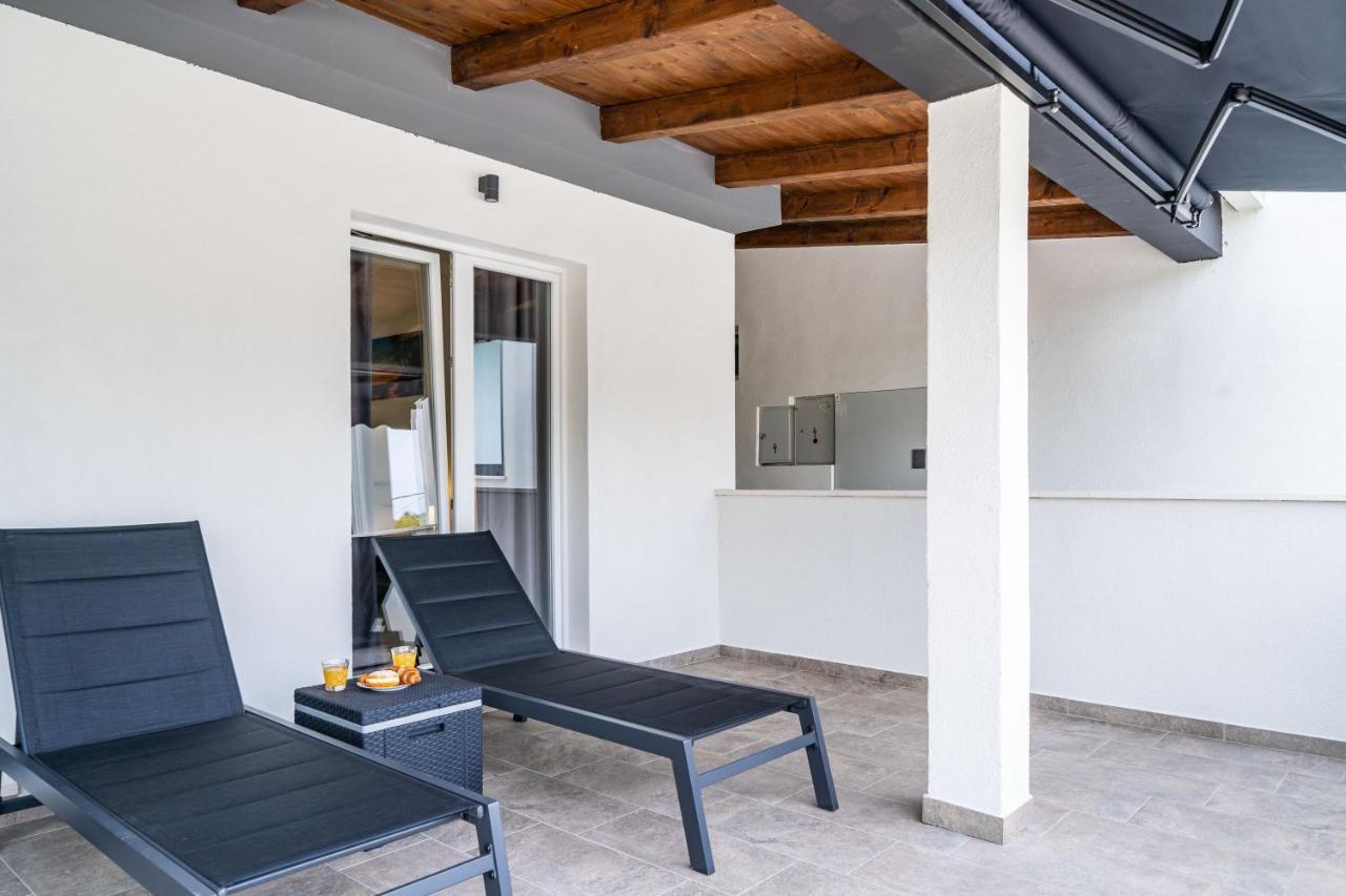 Hidden Gem Apartment Молунат Экстерьер фото