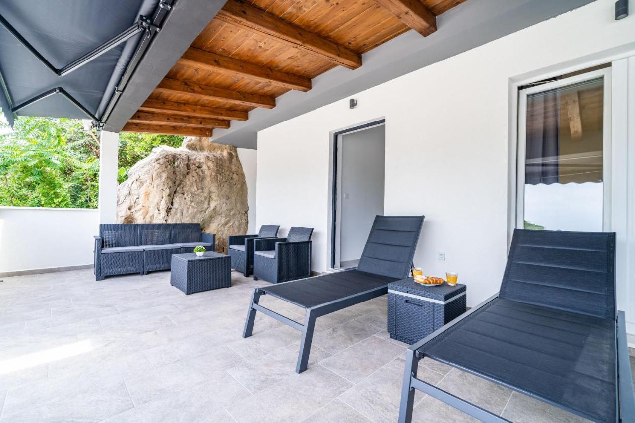 Hidden Gem Apartment Молунат Экстерьер фото