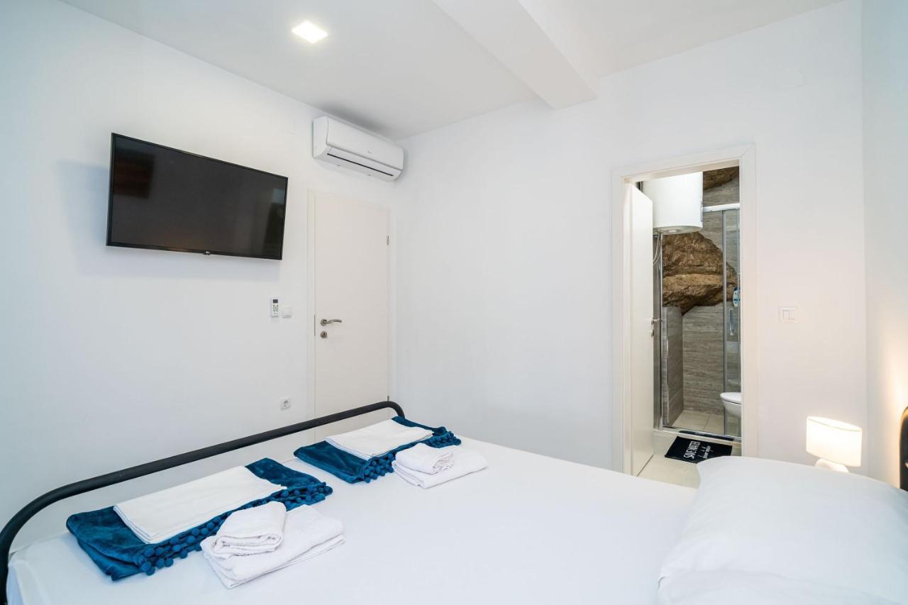 Hidden Gem Apartment Молунат Экстерьер фото